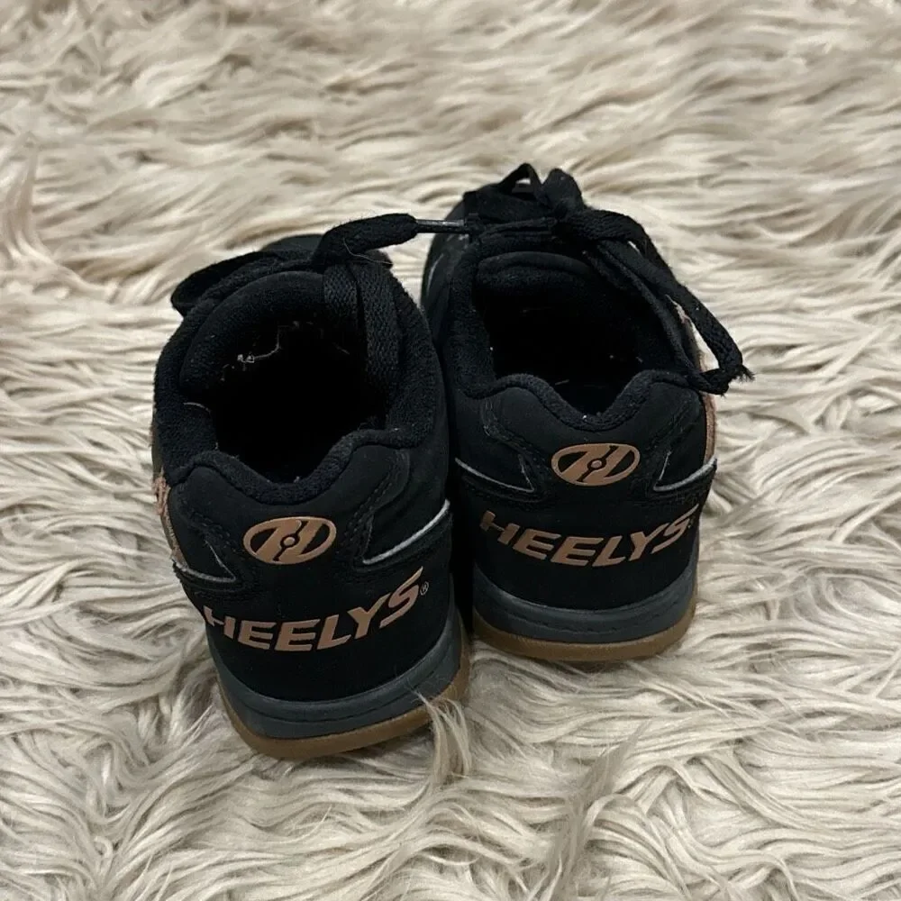 Heelys skating sneakers size 1